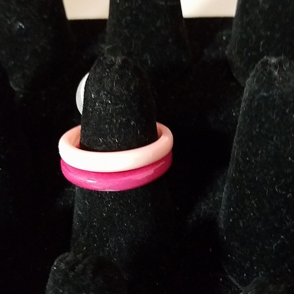 Felt's Fun Finds Jewelry - Dark & Light Pink Plastic Ring Set of 2